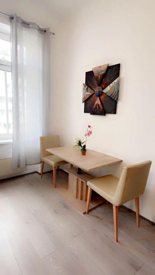 Private Room In Shared Apartment Pr4-9 Viyana Dış mekan fotoğraf