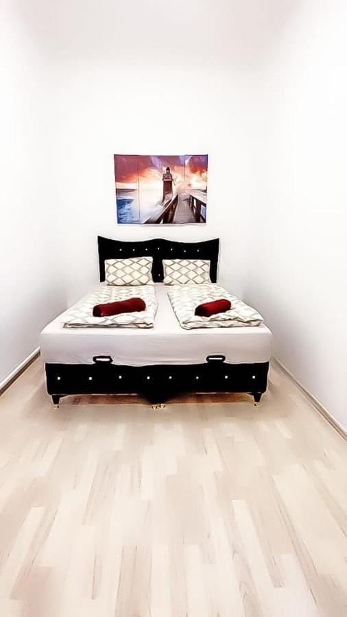 Private Room In Shared Apartment Pr4-9 Viyana Dış mekan fotoğraf